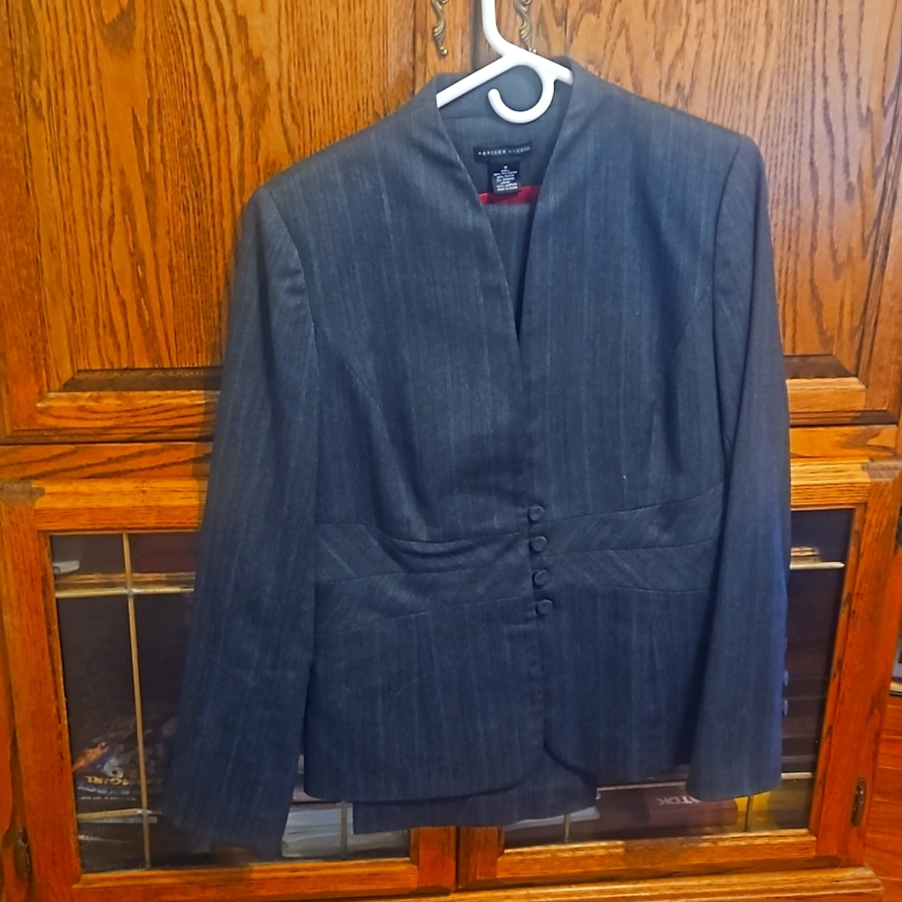 Women's Suit